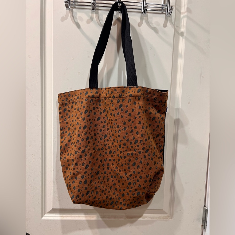 Cheetah print baggu